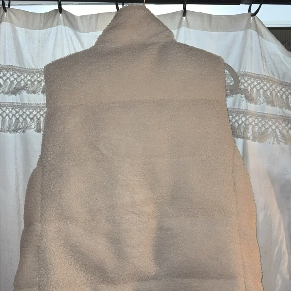 Talbots White Fleece Vest - Picture 2 of 2